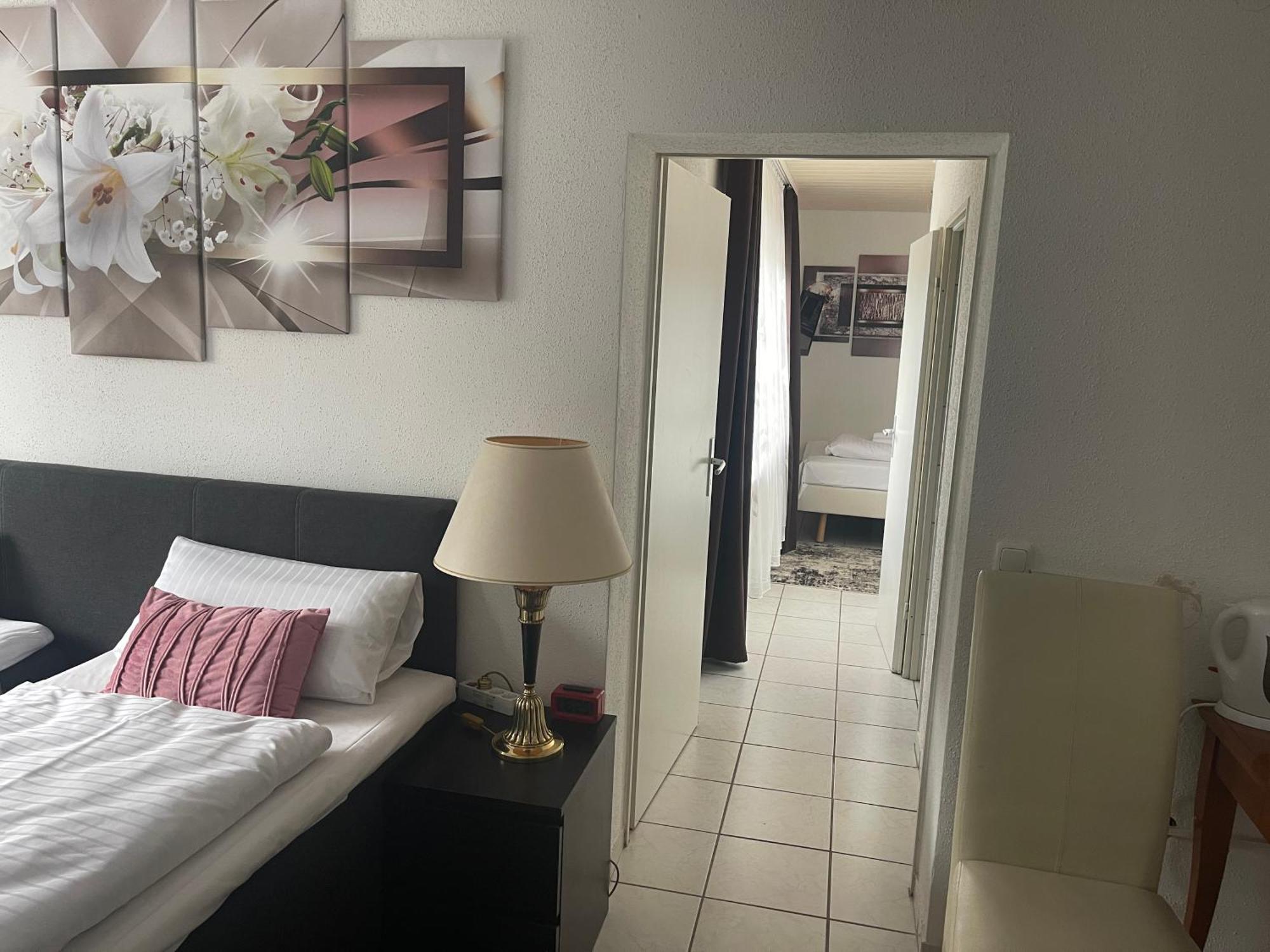 Am Wildpark Hotel 2*